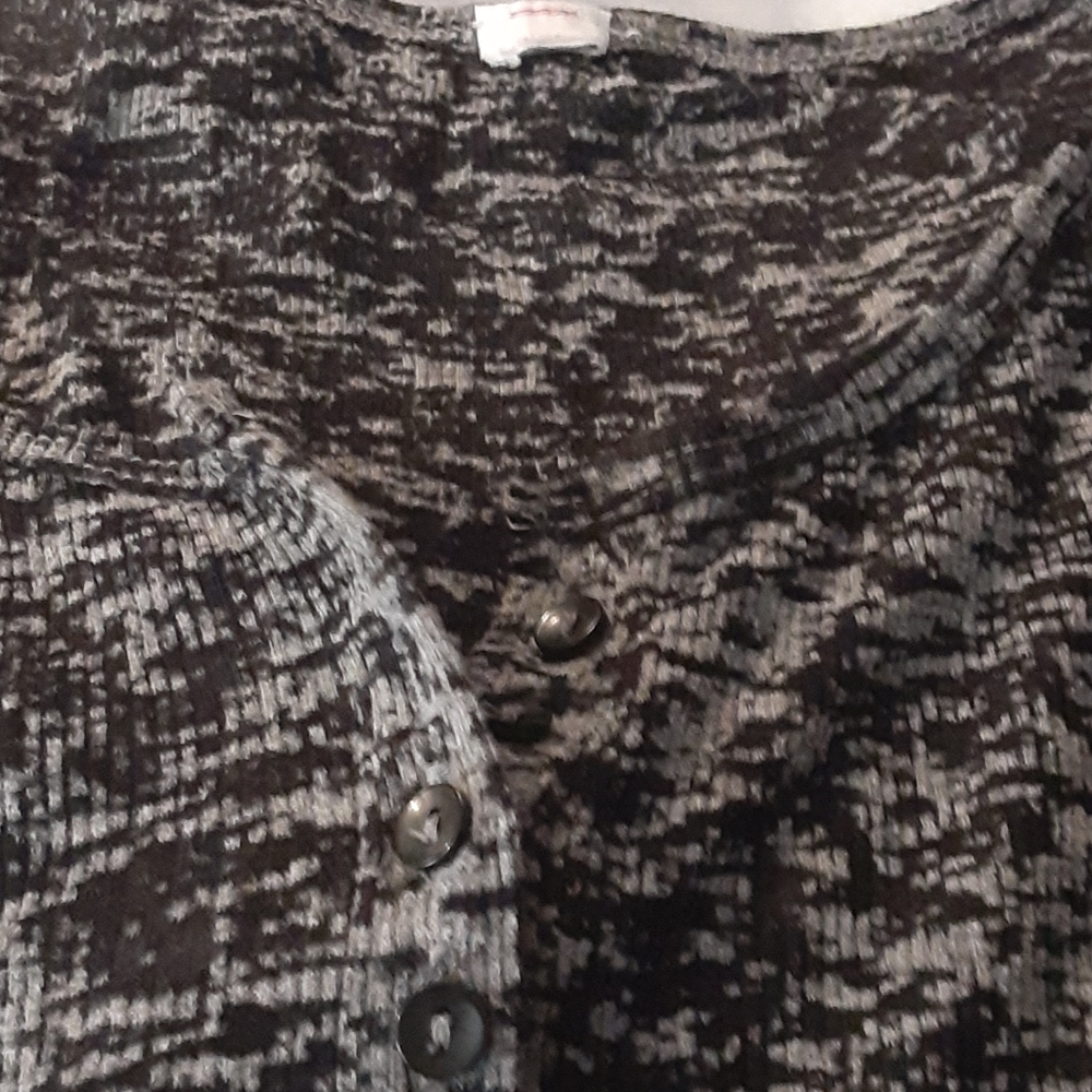 Womans Long Top - Picture 2 of 4